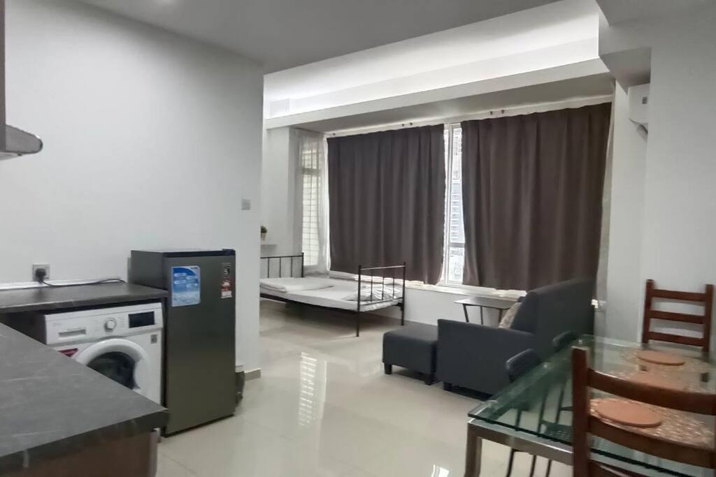 Klcc Newly Renovated Apartment クアラルンプール エクステリア 写真